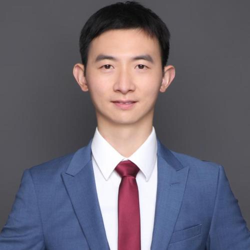 Peng Li headshot
