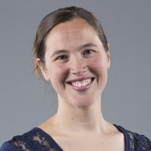 Mariana Proença headshot