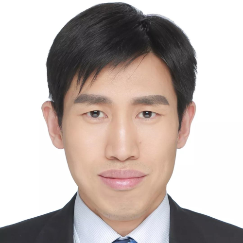 Weisheng Zhao headshot