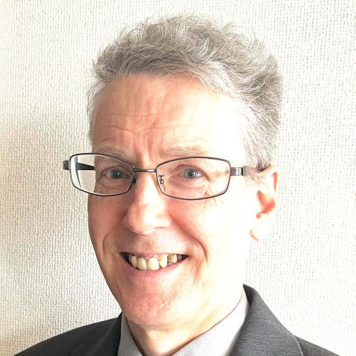 Simon Greaves headshot