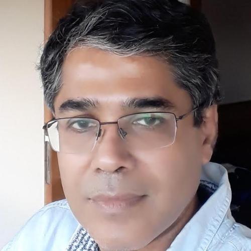 Anil Prabhakar headshot