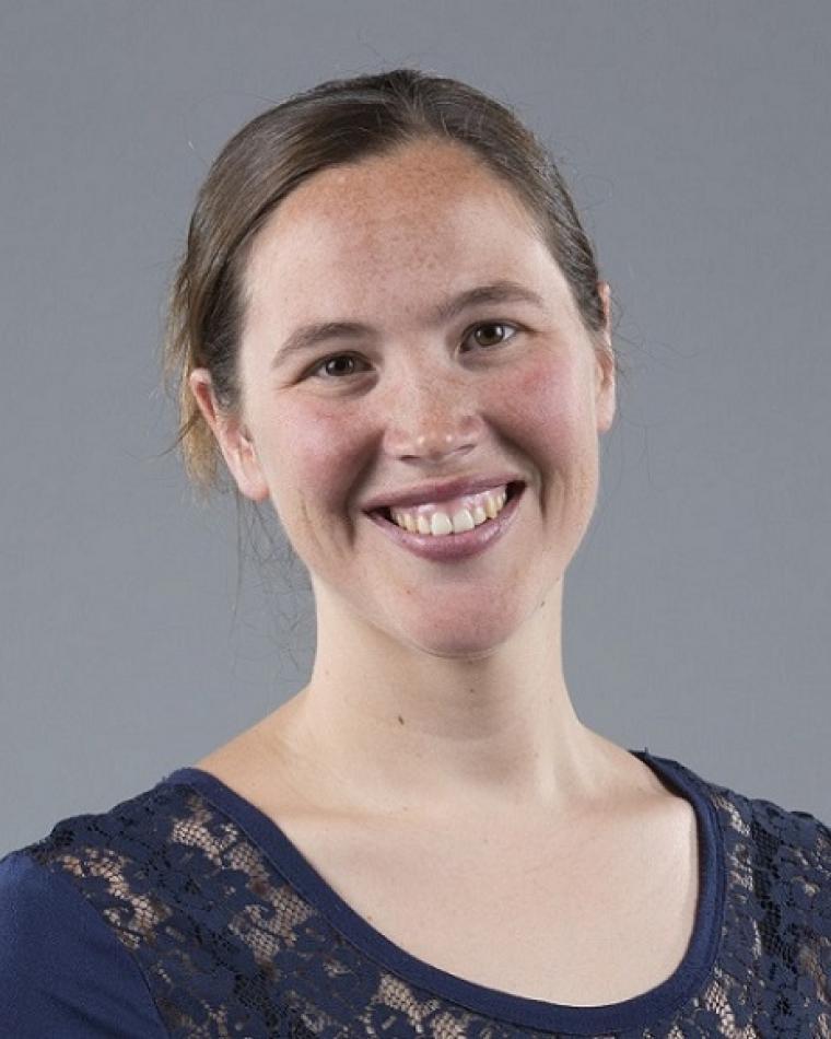 Mariana Proença headshot