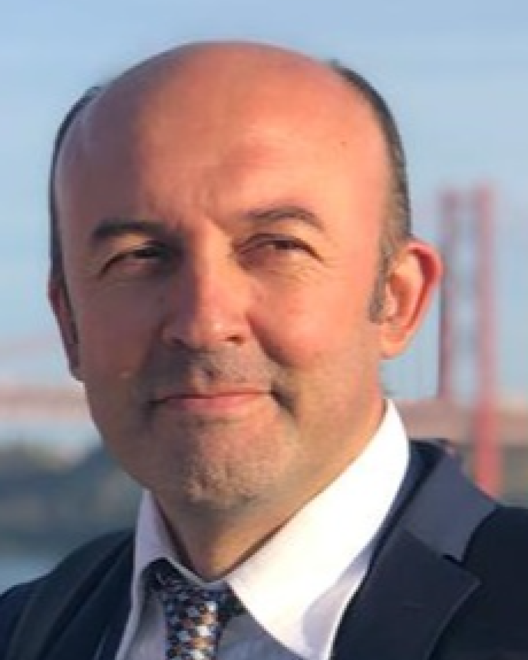 Metin Aydin headshot